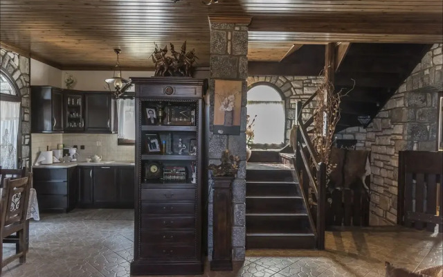 Stone Mansion Anavryti, ΑΜΑ 20569