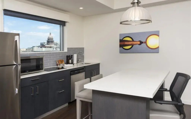 Hyatt House Austin/Downtown