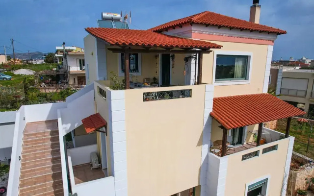 Villa Aitheras With sea Views and Garden