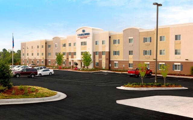 Candlewood Suites Lenexa - Overland Park Area