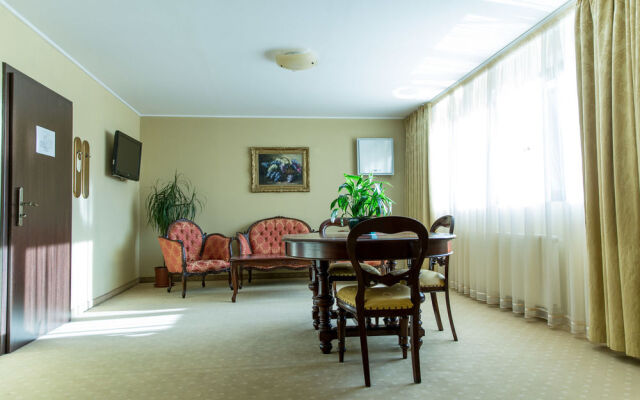 Hotel Classic Inn