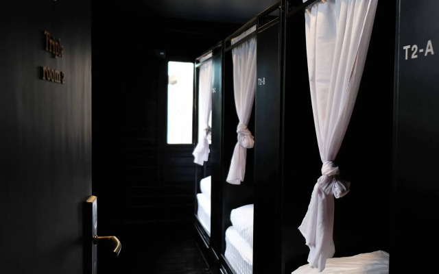 Kloem Hostel - Adults Only