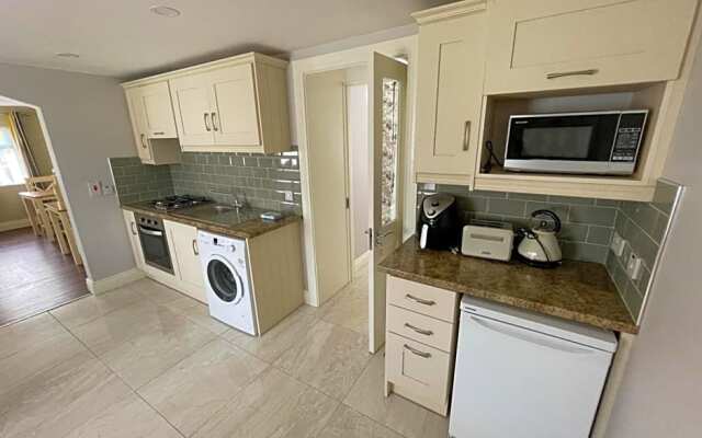 Drumlanaught Cottage Farnham