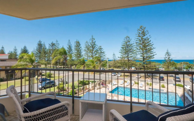 Southern Cross Apartments