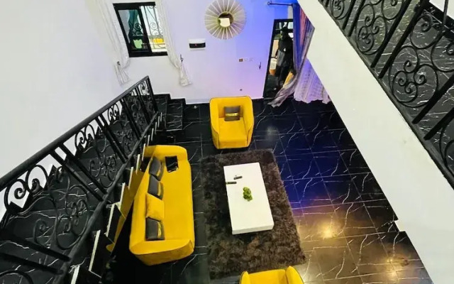 Residence Tade
