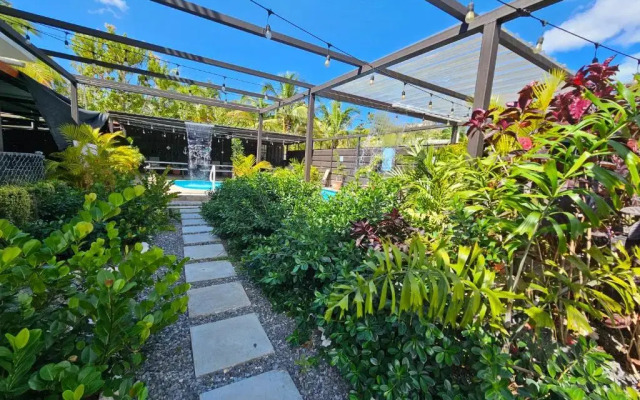 Discovery Beach Apartments