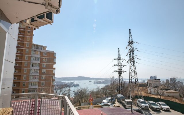 Апартаменты на ул. Комарова, 58-201