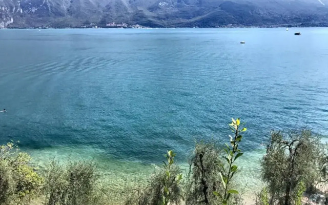 Apartment Sole With Fantastic Lake View