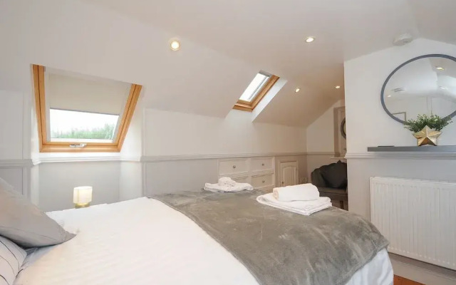 Curlew Lodge