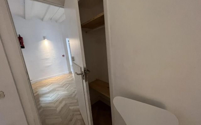 The Mo House Gotic