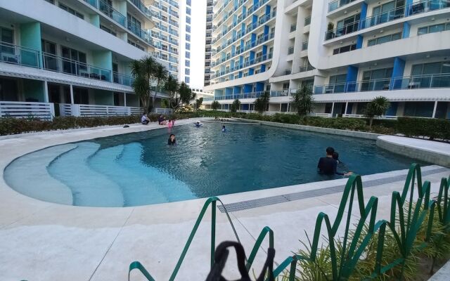 Azure Residences by Van Florendo