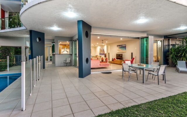Pavillions 1 - Hamilton Island