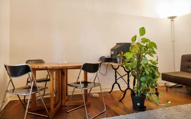 Studios Paris Bed & Breakfast - Le jardin de Montmartre