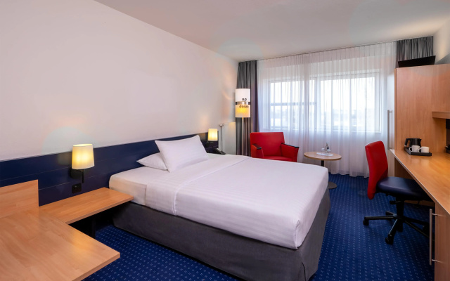 IntercityHotel Frankfurt Airport Terminal 3 - Image 6
