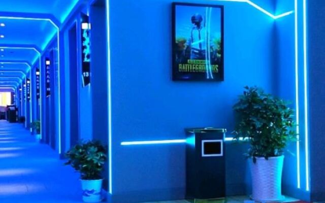 Pioneer·E-Sports Hotel (Ji'an Railway Station Jinggangshan University Branch)