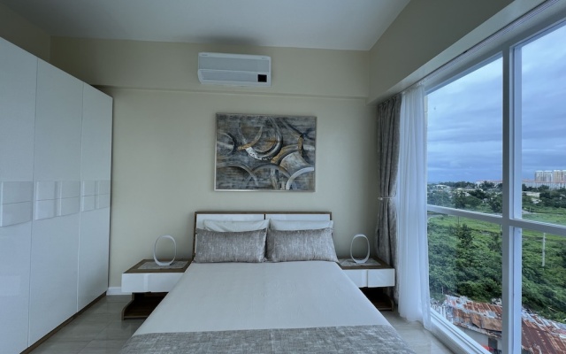 Spacious Oceanview Corner Suite Brand New — фото 2