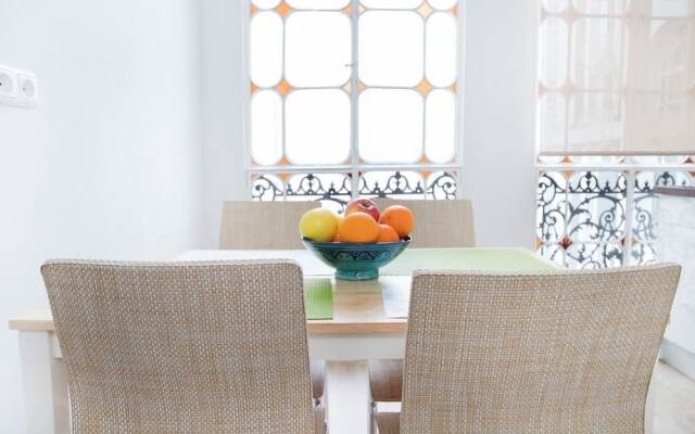 Apartmento 2º Izq. · Hispalis Casa Palacio Apartments