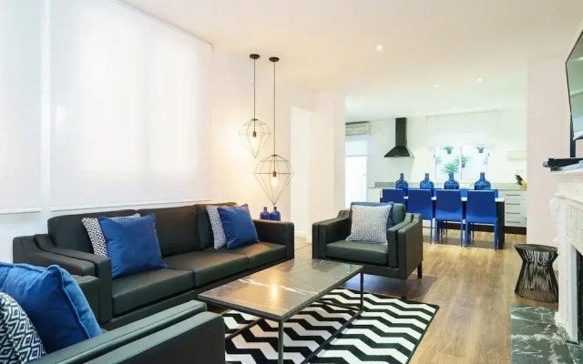 Valencia Luxury - Boutique Center