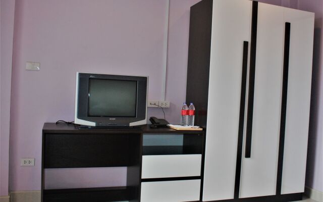 Sampheng Apartment