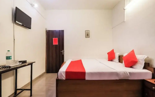 Goroomgo Woodstock Homestay