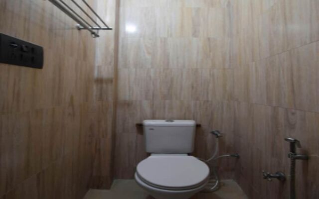 OYO 19789 Kiran Palace