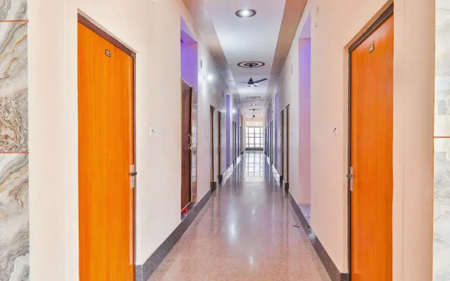 Fabhotel Shree Venkatesh Nileyam