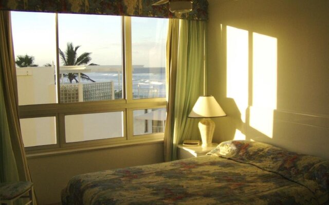 Anglesea Beachfront Court Holiday Units