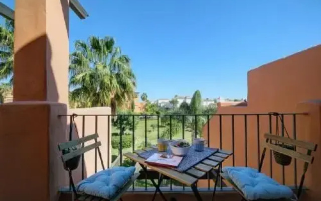 Sotoserena Tropical Flat- sleeps4