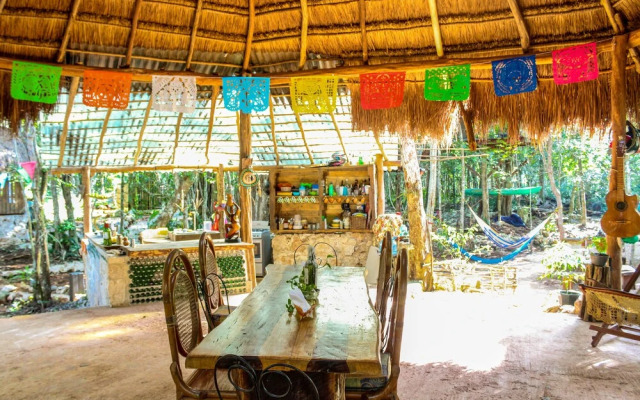 Casa Aztlan
