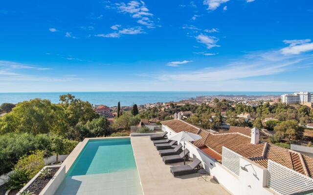 Villa Nirvana in Fuengirola