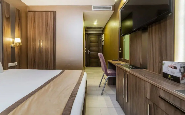 Royal Capital Hotel & Suites