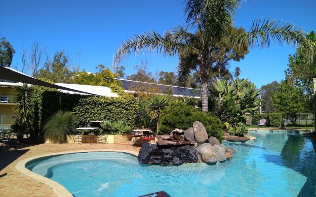 Madison Spa Motel - Adults Only
