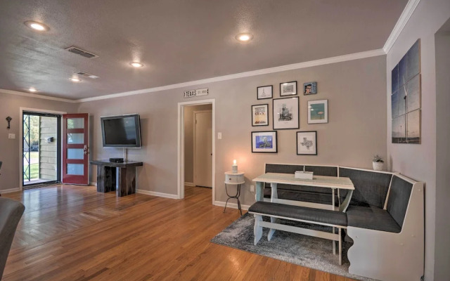 Stylish Home - Walk to Texas Tech University!