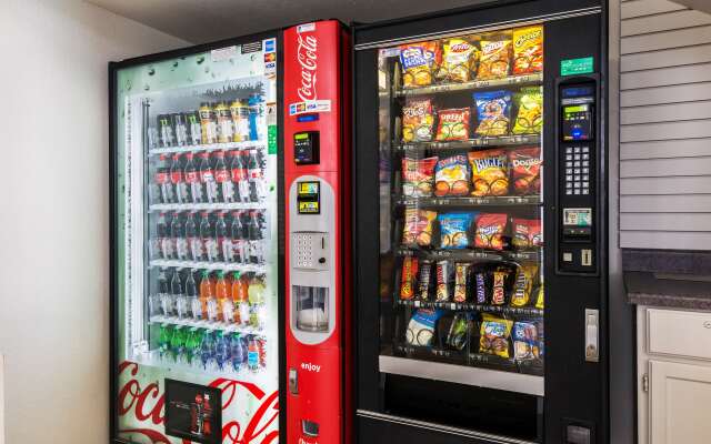 Motel 6 Alexandria, LA - South