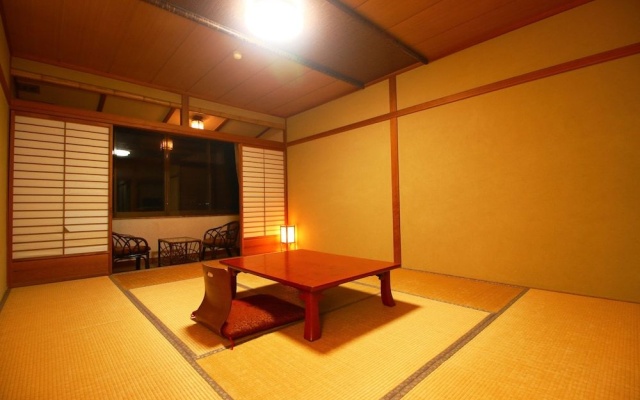 Oyado Kagetsu – Guest Rooms – Sado