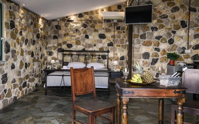 Agrilia Koromili Retreat