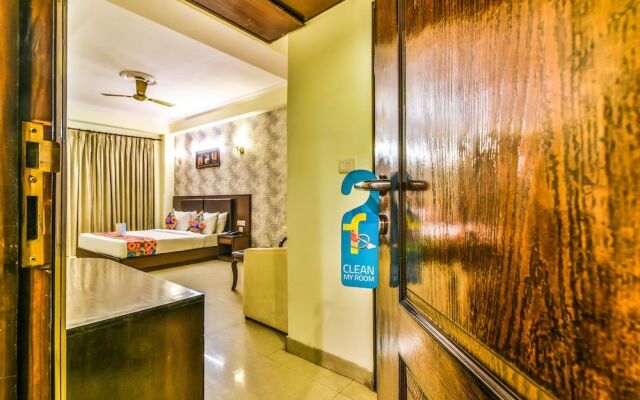 FabHotel Alpine Tree
