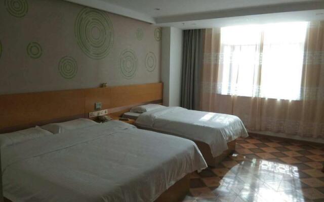 Greentree Inn Rizhao Railway Station Express Hotel
