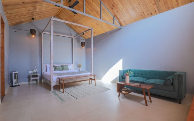 Seclude Pangot Perch