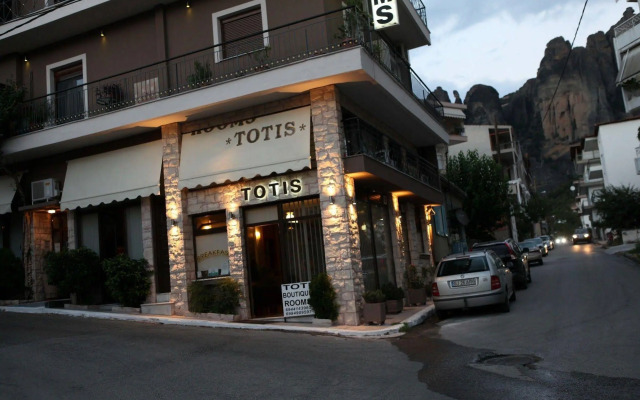 Toti Boutique Rooms