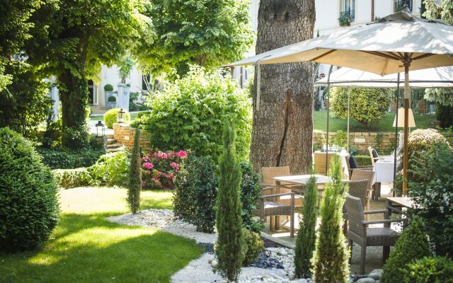 Cèdre Beaune, A Beauvallon Hotel