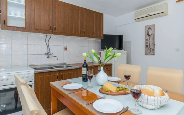 Ratac Apartments