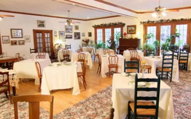 The Washington Irving Inn