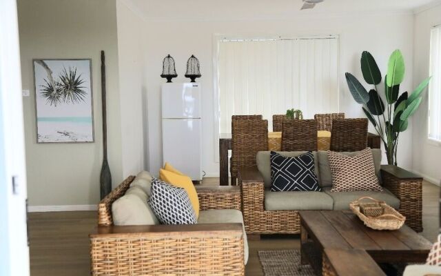 Beaches 1 - 1/7 Convent