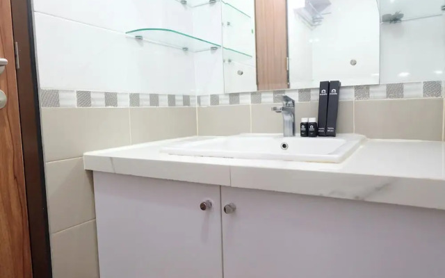 Elegant And Comfort 2Br Apartment At Royal Olive Residence