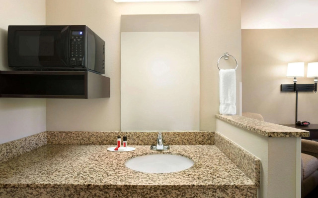 Travelodge by Wyndham Brunswick near Frederick