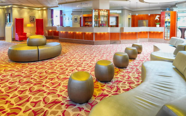 Leonardo Hotel Koeln