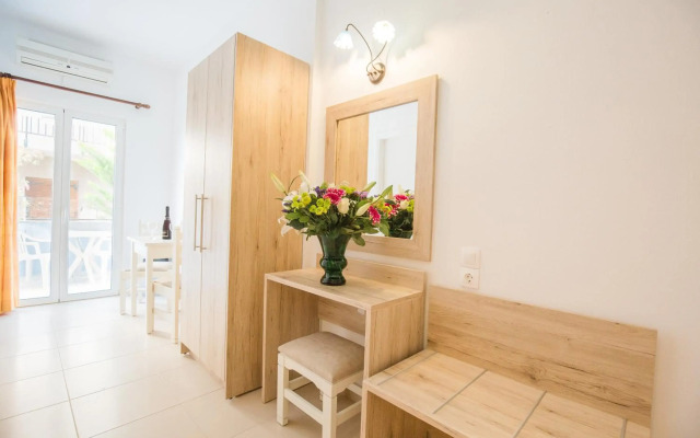 Mastorakis Hotel And Studios