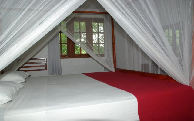 Garden Resort by Tropical Holiday