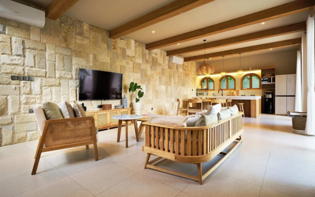 Luna Ola Villa Berawa